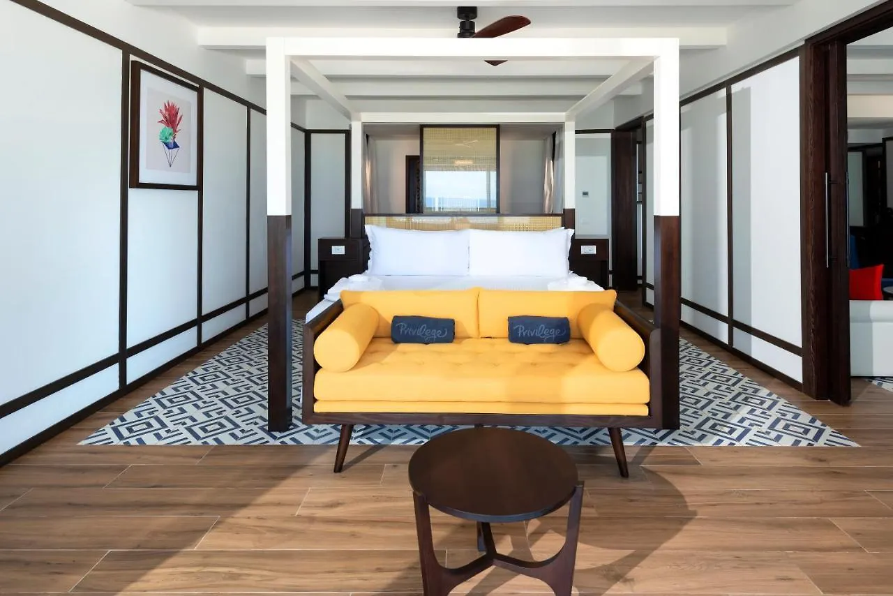 Ocean Coral Spring Resort Spring Rises 5*,  Jamaïque